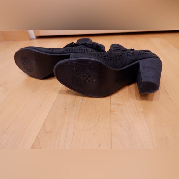 Vince Camuto Kamey Booties - Picture 9 of 9